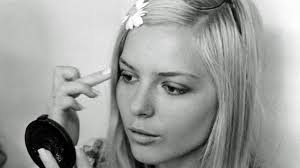 France gall hat mein leben gerettet, erinnert sich gainsbourg an diese zeit. Rip France Gall French Ye Ye Singer Music News Tiny Mix Tapes