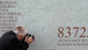 Image result for masakr srebrenica