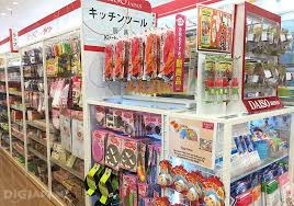 Top 10 souvenirs at a japanese 100 yen store daiso. 10 Cool Kitchen Tools From 100 Yen Shop Daiso Digjapan