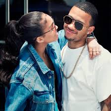 The dutchman, 27, had been strongly linked with a move to catalonia for the last 12 months, since his former national team boss ronald koeman took the reins. Steve Harvey S Stepdaughter Lori Harvey And Fiance Memphis Depay Essence