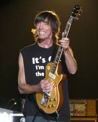 Scholz was awarded the oakleaves to the knight's cross on 12 march 1944. Tom Scholz Wikipedia