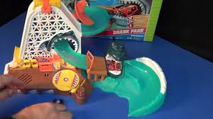 hot wheels shark park toys r us kid