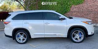 2016 toyota highlander with 20x9 38 axe