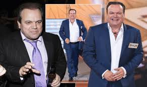Shaun williamson born 4 november 1965 is an english actor singer media personality and occasional presenter best known for his role as barry evans in ea. Shaun Williamson Weight Loss Actor Looks Totally Different To Eastenders Character Barry Express Co Uk