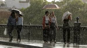 Información, novedades y última hora sobre lluvia. La Gota Fria Deja Pocas Lluvias En Sevilla Aunque La Alerta Sigue Activa
