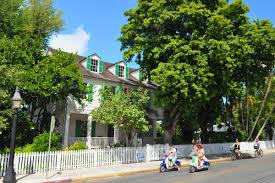 ultimate guide to duval street key west