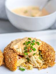 Best condiment for crab cakes from cooking crustaceans plus the condiments that go with them. Remoulade Sauce Crab Cake Sauce Drive Me Hungry