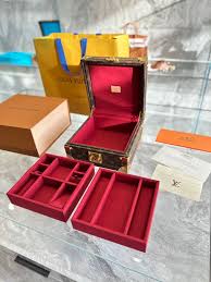 coffret joaillerie jewelry box the top