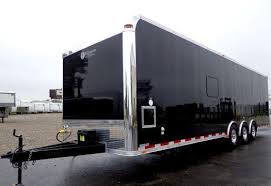 browse living quarter trailers