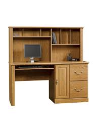 Keep your important documents, books, computer accessories and office supplies organized and centrally located with the traditional sauder orchard hills computer desk with hutch. Sauder Orchard Hills 59 W Computer Desk With Hutch Carolina Oak Office Depot