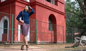 how to style a plaid skirt 2