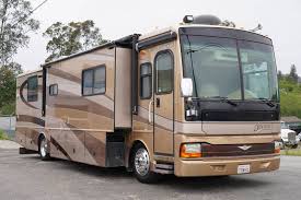 2005 Fleetwood Discovery 39j Class A