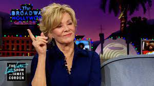 Jean Smart Had No Problem with 'Babylon' Nudity - YouTube