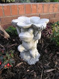 Frog Petal Dish Garden Ornament An9