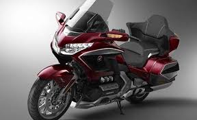 The magnificent honda gl1800 gold wing makes touring easier and more enjoyable than ever. 2018 Honda Goldwing Racq