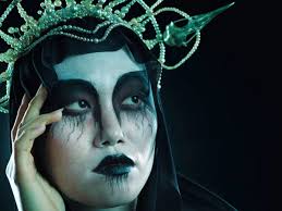 mirror dark fantasy portrait queen evil