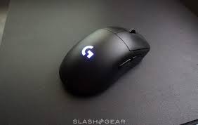I got that reaction a few. Logitech G Pro Gaming Mouse Goes Wireless With Powerplay And Lightspeed Slashgear