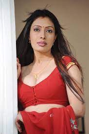 Kajal agarwal gautam kitchlu marriage photos hd images gallery stills | kajal aggarwal marriage photos. Actress Surabhi In Red Saree Hot Pics Women Most Beautiful Indian Actress Beautiful Indian Actress