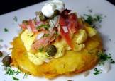 rosti potatoes with smoked salmon and scrambled eggs