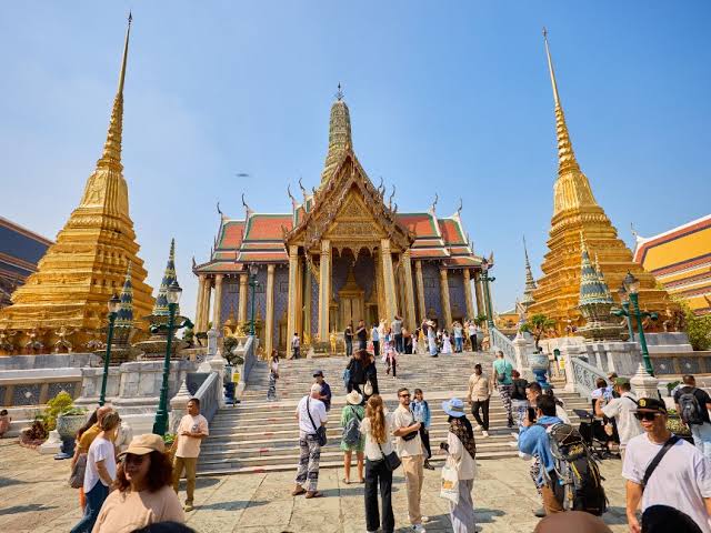 泰国今年经济及外国旅客预计“双插水” – 亚洲电视新闻