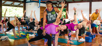 how much do yoga instructors make in 2021