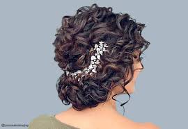21 stunning curly prom hairstyles for