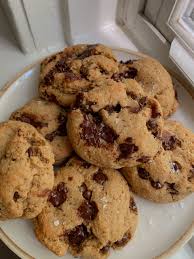 paleo olive oil chocolate chip cookies