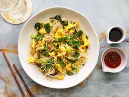 stir fried rice noodles with eggs and