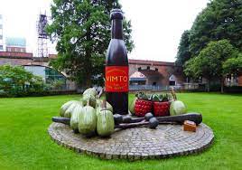vimto monument in manchester pay