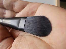 lakme absolute foundation brush review