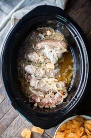 slow cooker beer and garlic brats the