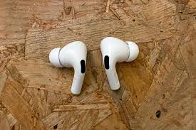 review apple airpods pro road cc
