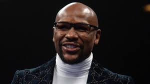 Floyd mayweather will return to the ring in february to fight youtube personality logan paul. Floyd Mayweather Jr Says There Are Too Many Titles In Boxing Ahead Of Gervonta Davis Leo Santa Cruz Fight Cbssports Com