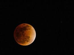究竟咩情形下會有月食發生？ 月全食時點解會睇到月亮變成紅色呢？ #月食 #天文現象 #lunareclipse #氣象冷知識 香港太空館 hong kong space museum. Uixuzpaj83s4km