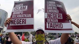 Surat terbuka minta jokowi mundur, inilah sosok ruslan buton. Massa Aksi Mujahid 212 Desak Jokowi Mundur Dan Minta Rizieq Shihab Dipulangkan Warta Kota