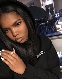 The legendary model revealed on her instagram this morning that she welcomed her first child, a baby girl, at the age of 50. 5 Facts About Naomi Campbell S Daughter Ryan Destiny Naomi Campbell Beauty Melanin Beauty