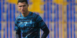 https://www.directvsports.com/noticia/Cantona-Cristiano-Ronaldo-no-se-da-cuenta-de-que-no-tiene-25-anos-20230115-0024.html gambar png