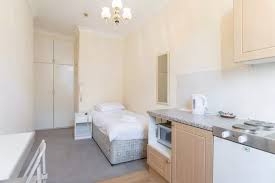 london flat with a single bed in the