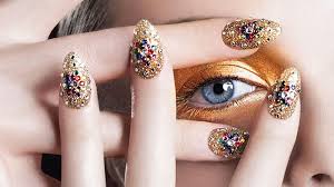 20 stylish gold nail design ideas for