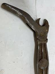 slide hammer nail puller tool
