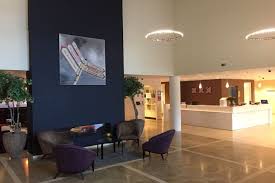 Online booking became available in 1995 and enable guests from different parts of the world to book a room in any of the holiday inn hotels online. Review Hilton Garden Inn Leiden Reisetopia
