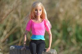 Next to the somewhat darker motives, our lovely collection of doll images mainly contains funny and cute motives. Barbie Doll Images