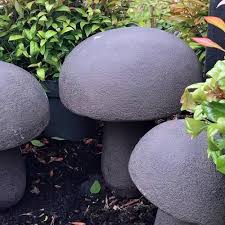 Stone Mushroom Set Clarenbridge