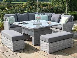 Explore 65 Garden Outdoor Seatings