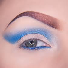 makeup tutorial sea blue playful