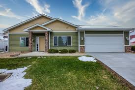 This single family plan home is priced from $439,990 and has 2 bedrooms, 2 baths, is. 3913 Station Place Nw Prior Lake Mn 55372 Mls 5677593 Listing Information Real Living First Realty Real Living First Realty