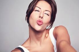 87 000 woman lips pictures