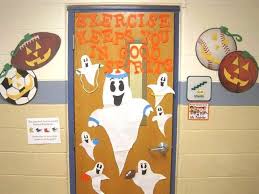 teacher decorates her door every month