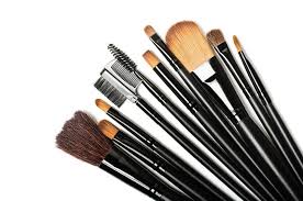 diffe types of makeup brushes and
