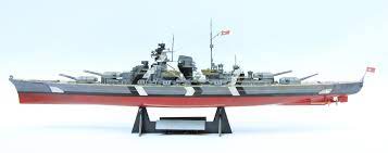1 350 Bismarck Tamiya Finished